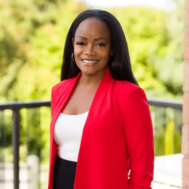 Dr. Nicole Woods Dr. Nicole Woods