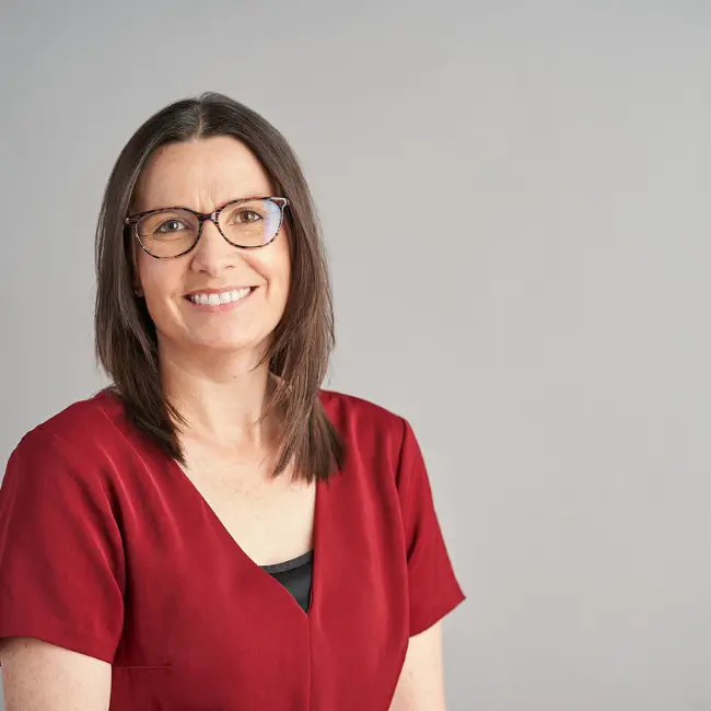 Dr. Jennifer Estall Dr. Jennifer Estall