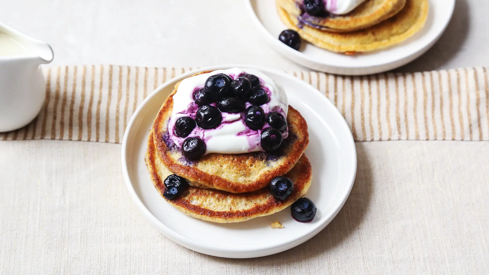 Protein Pancakes with Yogurt & Berries