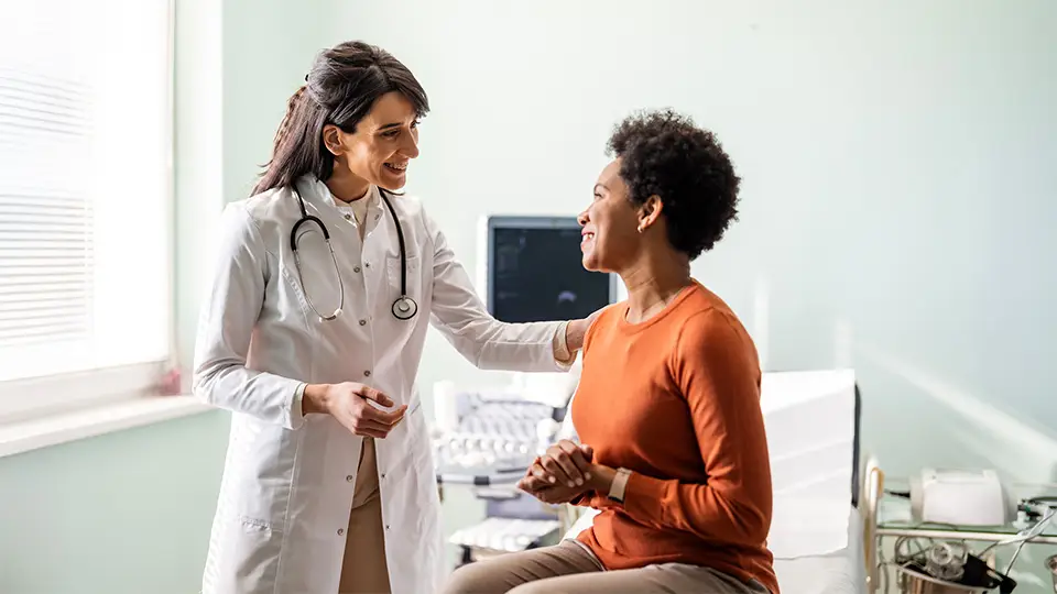 Medical-practitioner-reassuring-a-patient-960x540 Medical-practitioner-reassuring-a-patient-960x540