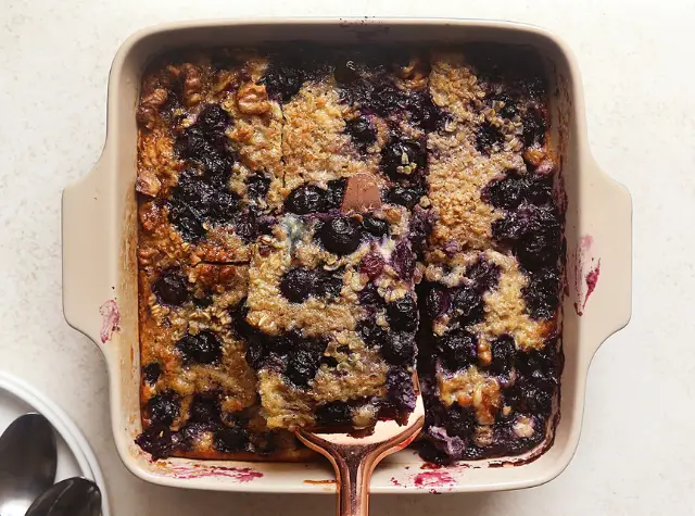Baked blueberry oatmeal