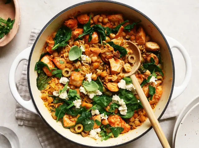 One pan chicken, spinach & orzo for two